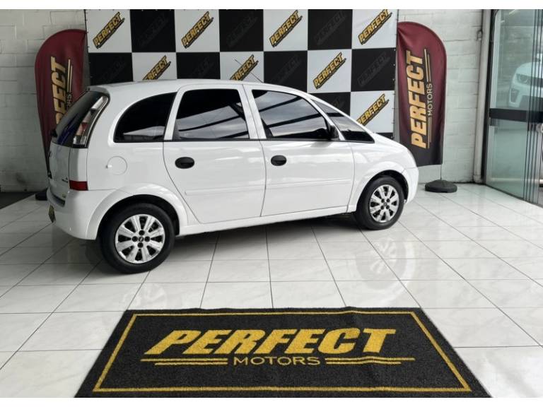 CHEVROLET - MERIVA - 2010/2010 - Branca - R$ 29.900,00