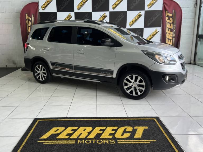 CHEVROLET - SPIN - 2016/2016 - Prata - R$ 59.900,00