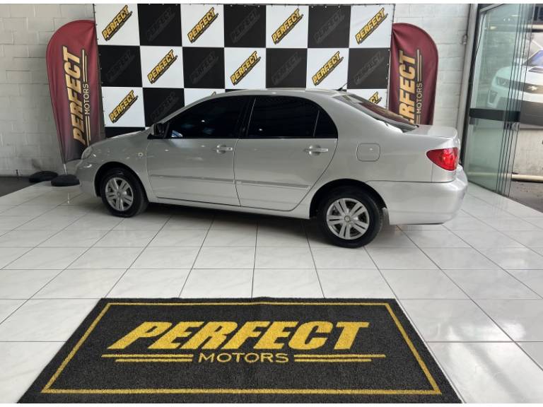 TOYOTA - COROLLA - 2008/2008 - Prata - R$ 45.900,00