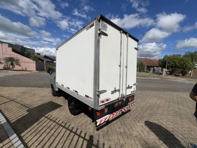 HYUNDAI - HR - 2012/2012 - Prata - R$ 79.900,00