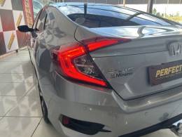HONDA - CIVIC - 2017/2017 - Cinza - R$ 106.900,00