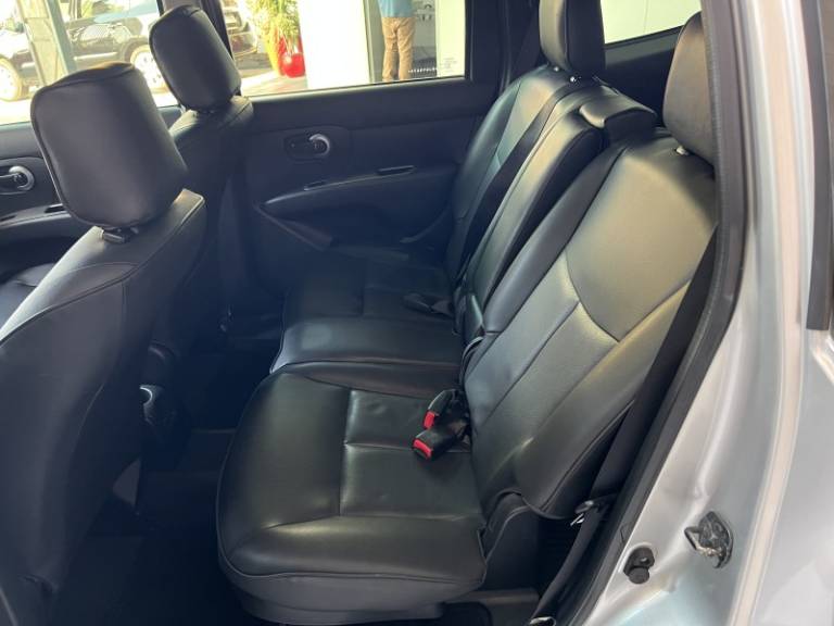 NISSAN - GRAND LIVINA - 2013/2013 - Prata - R$ 43.900,00