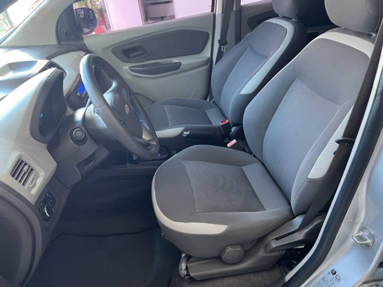 CHEVROLET - SPIN - 2013/2013 - Prata - R$ 44.900,00