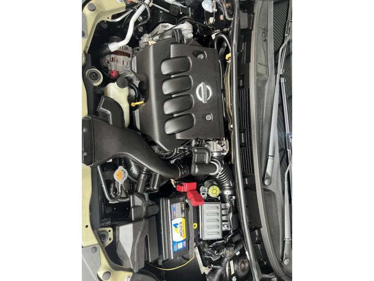 NISSAN - LIVINA - 2011/2011 - Preta - R$ 36.900,00