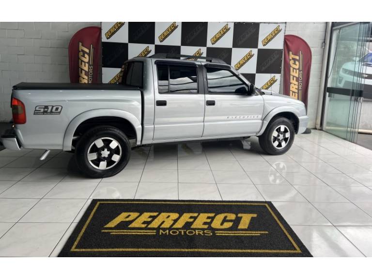 CHEVROLET - S10 - 2009/2009 - Prata - R$ 64.900,00