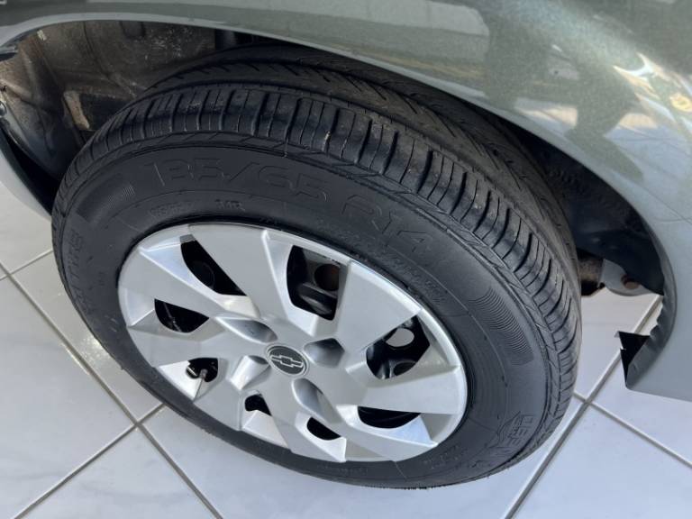 CHEVROLET - CELTA - 2011/2011 - Verde - R$ 25.900,00
