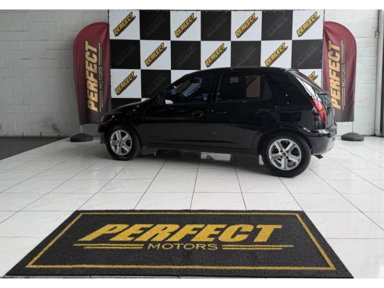 CHEVROLET - CELTA - 2005/2005 - Preta - R$ 22.900,00