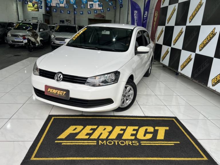 VOLKSWAGEN - VOYAGE - 2014/2014 - Branca - R$ 41.900,00
