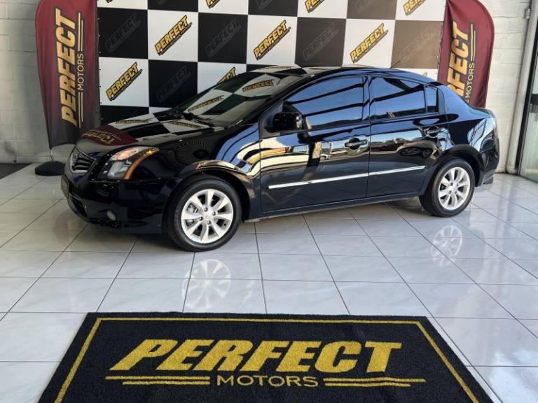 NISSAN - SENTRA - 2013/2013 - Preta - R$ 43.900,00
