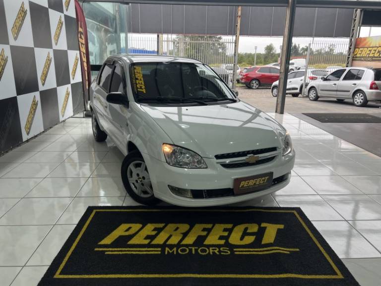 CHEVROLET - CORSA - 2012/2012 - Branca - R$ 29.900,00