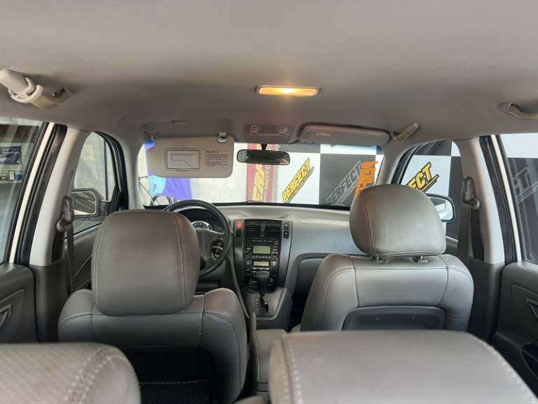 HYUNDAI - TUCSON - 2012/2012 - Prata - R$ 46.900,00