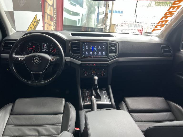 VOLKSWAGEN - AMAROK - 2020/2020 - Preta - R$ 168.900,00
