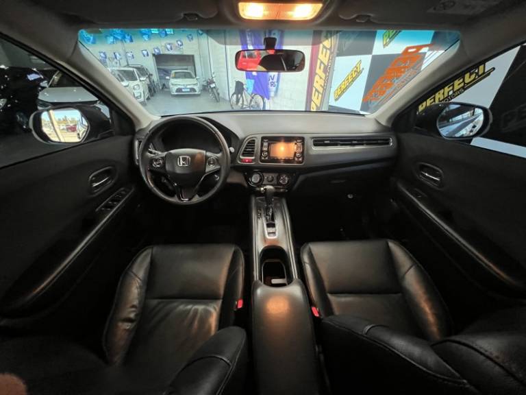 HONDA - HR-V - 2016/2016 - Cinza - R$ 85.900,00