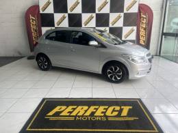 CHEVROLET - ONIX - 2017/2017 - Prata - R$ 47.900,00