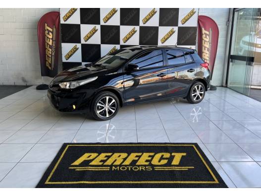 TOYOTA - YARIS - 2019/2019 - Preta - R$ 78.900,00