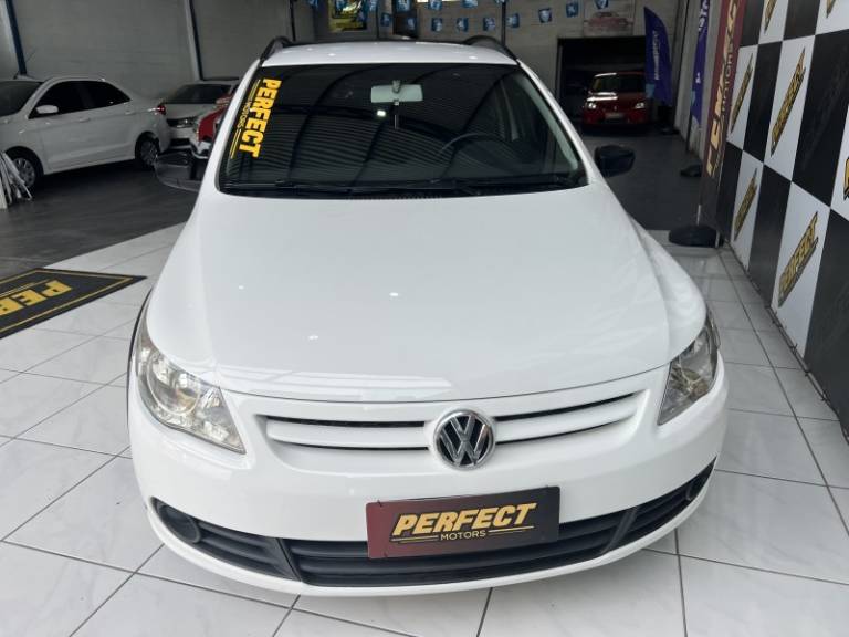 VOLKSWAGEN - SAVEIRO - 2012/2012 - Branca - R$ 44.900,00