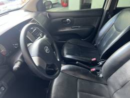 NISSAN - LIVINA - 2013/2013 - Prata - R$ 35.900,00