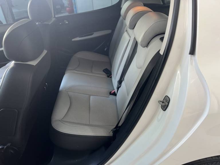 PEUGEOT - 308 - 2014/2014 - Branca - R$ 49.900,00