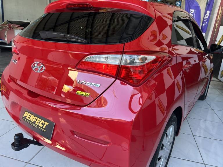 HYUNDAI - HB20 - 2013/2013 - Vermelha - R$ 42.900,00