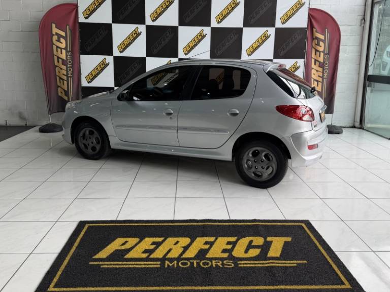 PEUGEOT - 207 - 2012/2012 - Prata - R$ 25.900,00