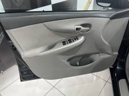 TOYOTA - COROLLA - 2011/2011 - Preta - R$ 57.900,00