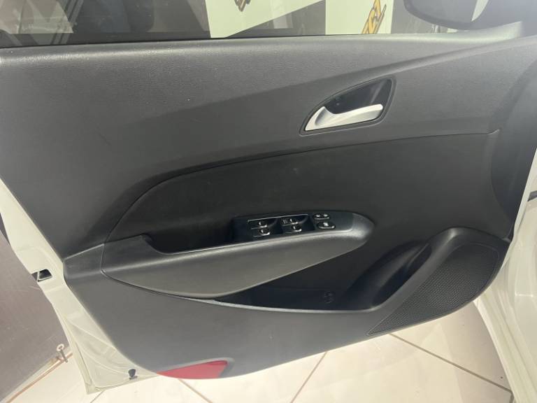 HYUNDAI - HB20 - 2016/2016 - Branca - R$ 53.900,00