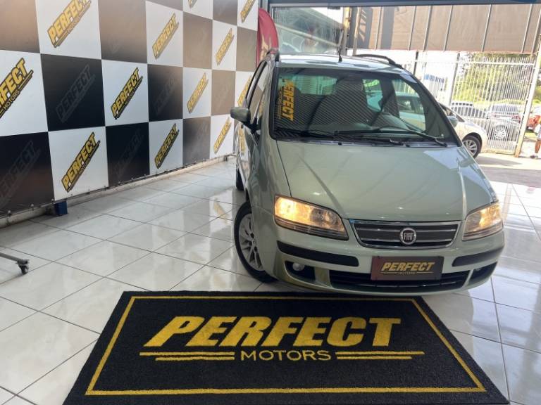 FIAT - IDEA - 2009/2009 - Verde - R$ 28.900,00