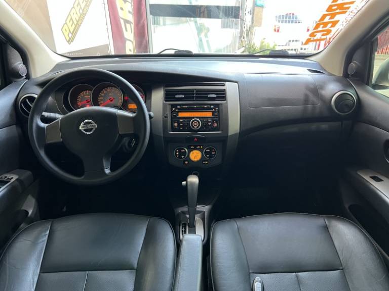 NISSAN - GRAND LIVINA - 2013/2013 - Prata - R$ 43.900,00