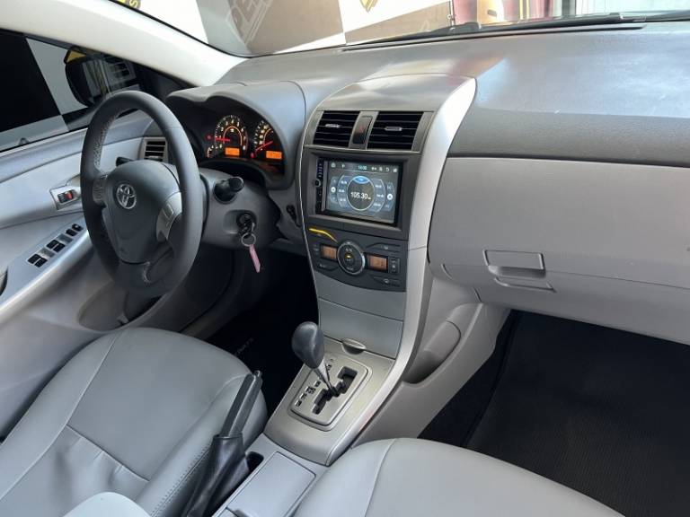 TOYOTA - COROLLA - 2009/2009 - Preta - R$ 53.900,00