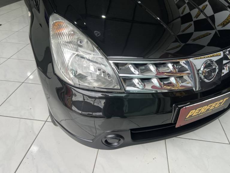 NISSAN - LIVINA - 2011/2011 - Preta - R$ 36.900,00