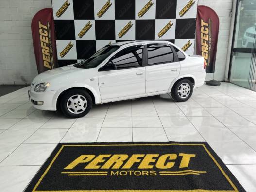 CHEVROLET - CORSA - 2012/2012 - Branca - R$ 29.900,00
