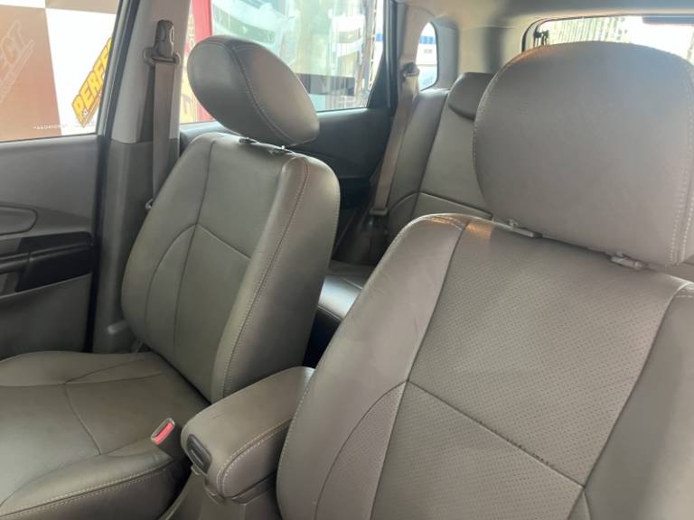 HYUNDAI - TUCSON - 2012/2012 - Prata - R$ 46.900,00