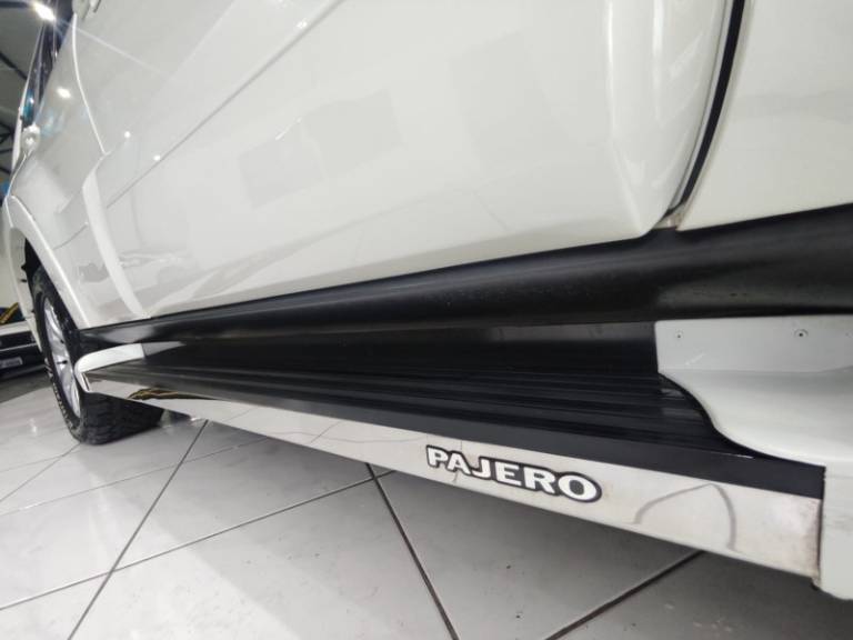 MITSUBISHI - PAJERO FULL - 2010/2010 - Branca - R$ 104.900,00