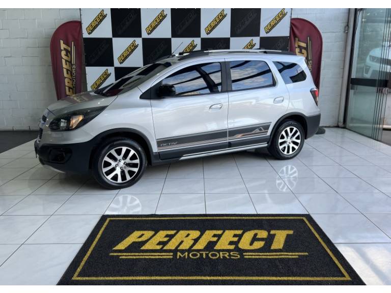 CHEVROLET - SPIN - 2016/2016 - Prata - R$ 59.900,00