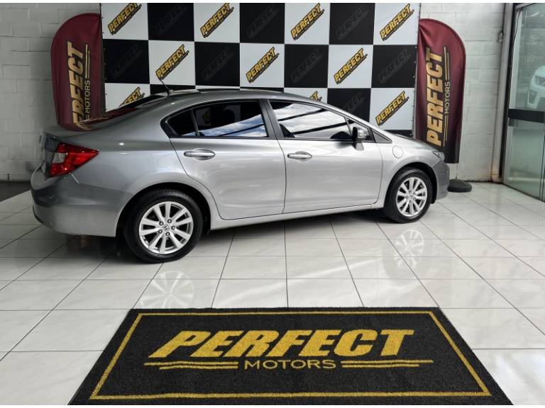 HONDA - CIVIC - 2012/2012 - Cinza - R$ 65.900,00