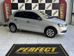 VOLKSWAGEN - GOL - 2014/2014 - Prata - R$ 36.900,00