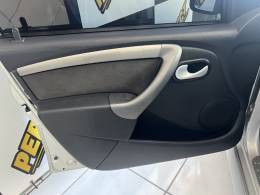 RENAULT - SANDERO - 2010/2010 - Prata - R$ 29.900,00