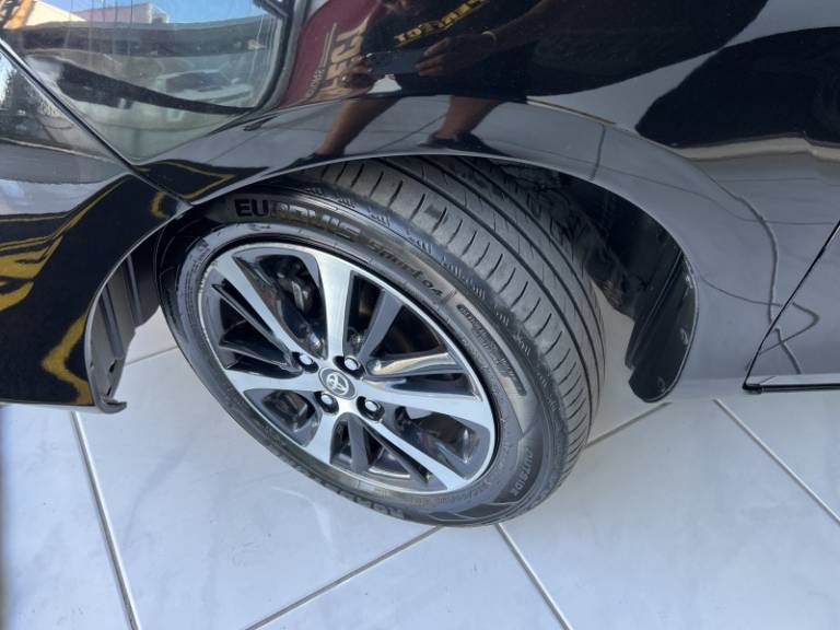 TOYOTA - YARIS - 2019/2019 - Preta - R$ 78.900,00