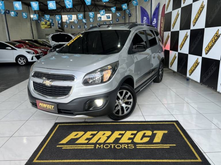 CHEVROLET - SPIN - 2016/2016 - Prata - R$ 59.900,00