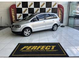VOLKSWAGEN - SPACEFOX - 2009/2009 - Prata - R$ 33.900,00