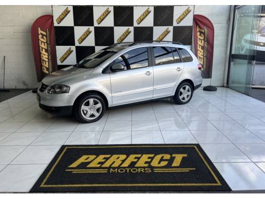 VOLKSWAGEN - SPACEFOX - 2009/2009 - Prata - R$ 33.900,00