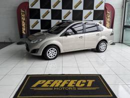 FORD - FIESTA - 2014/2014 - Prata - R$ 37.900,00