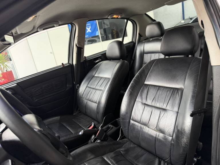 CHEVROLET - ASTRA - 2011/2011 - Branca - R$ 39.900,00