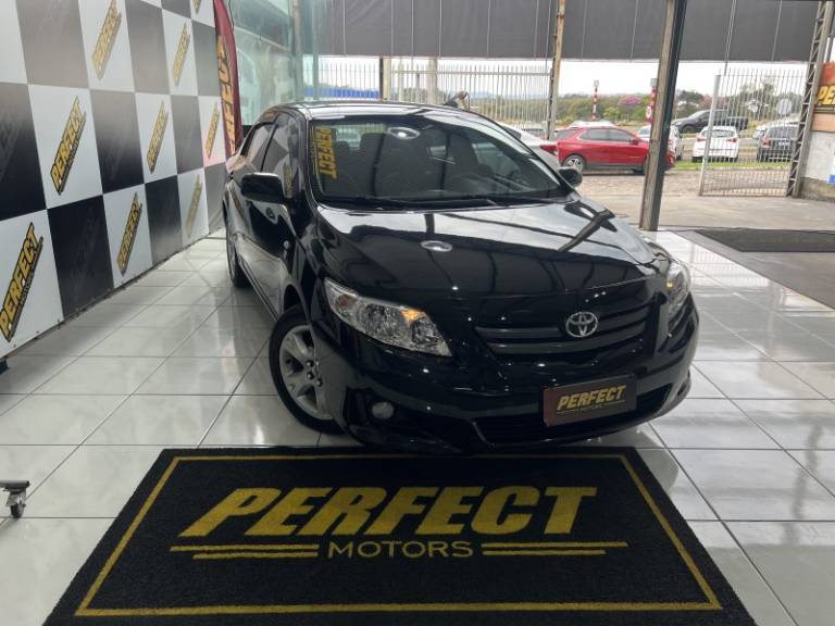 TOYOTA - COROLLA - 2011/2011 - Preta - R$ 57.900,00