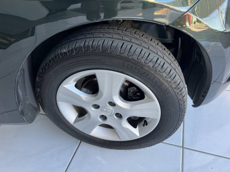 HONDA - FIT - 2009/2009 - Verde - R$ 44.900,00