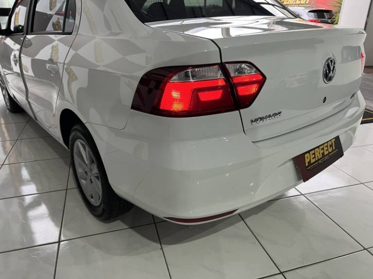 VOLKSWAGEN - VOYAGE - 2014/2014 - Branca - R$ 41.900,00