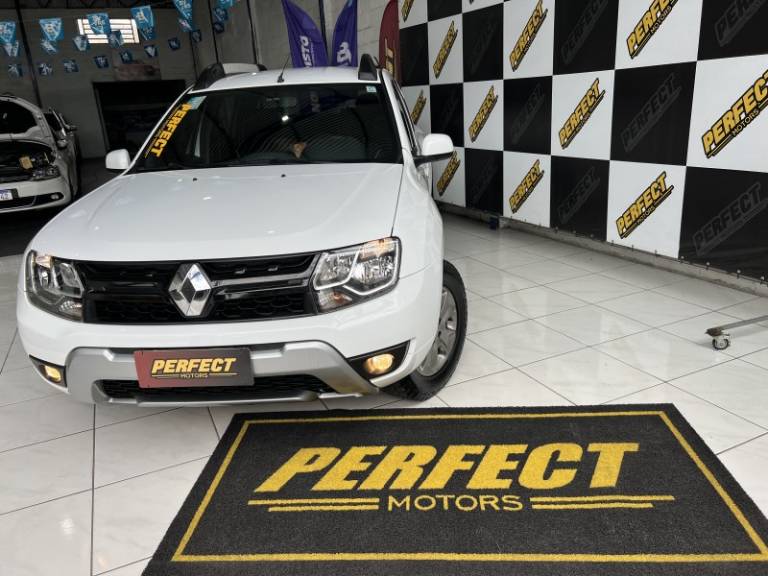 RENAULT - OROCH - 2020/2020 - Branca - R$ 77.900,00