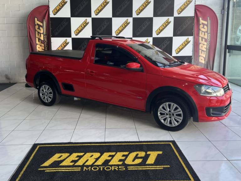 VOLKSWAGEN - SAVEIRO - 2014/2014 - Vermelha - R$ 46.900,00
