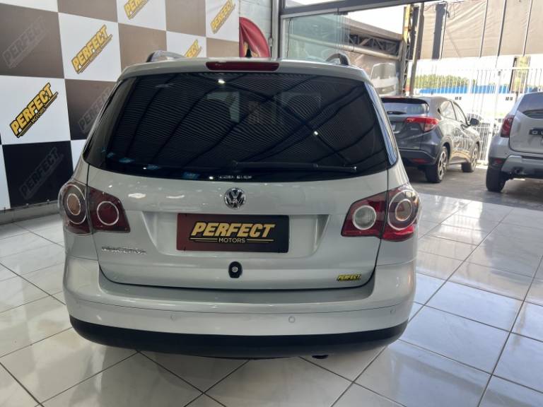 VOLKSWAGEN - SPACEFOX - 2009/2009 - Prata - R$ 33.900,00