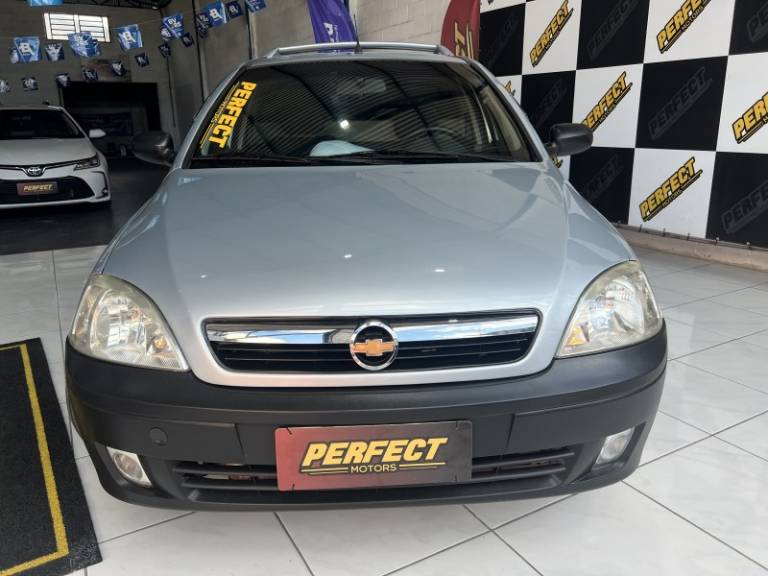 CHEVROLET - MONTANA - 2009/2009 - Prata - R$ 38.900,00